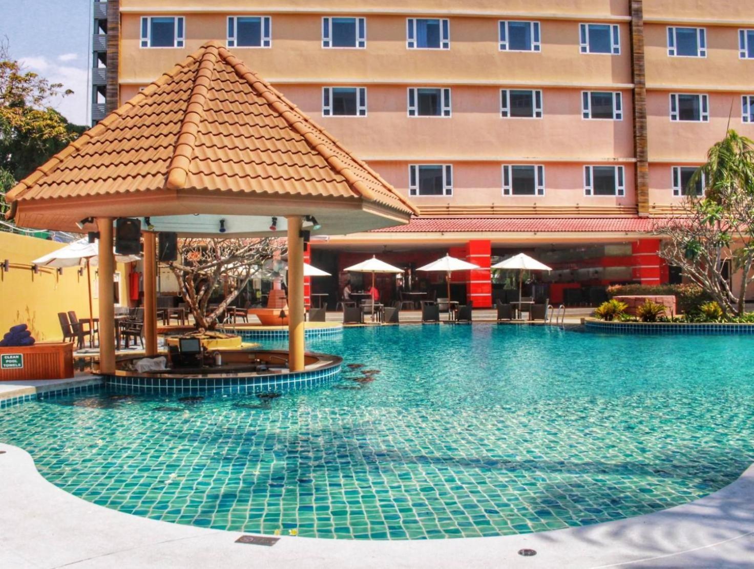 Nova Platinum Hotel Pattaya Exterior photo